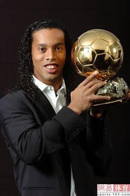 梅西罗纳尔迪尼奥吃瓜,瓜王争霸背后的瓜界风云