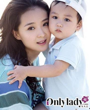 明星育儿吃瓜视频,揭秘明星家庭育儿日常幕后真相