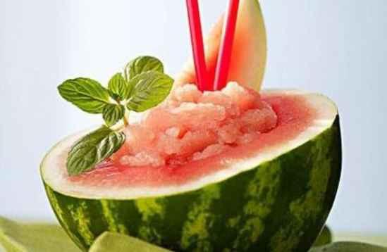 例假时能否吃籽瓜,籽瓜，经期女性的健康选择？”