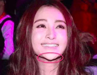 吃瓜明星代表,揭秘明星幕后生活